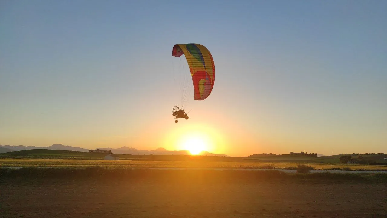 Vuelo en paramotor